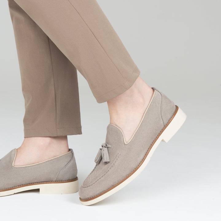 #colore_taupe