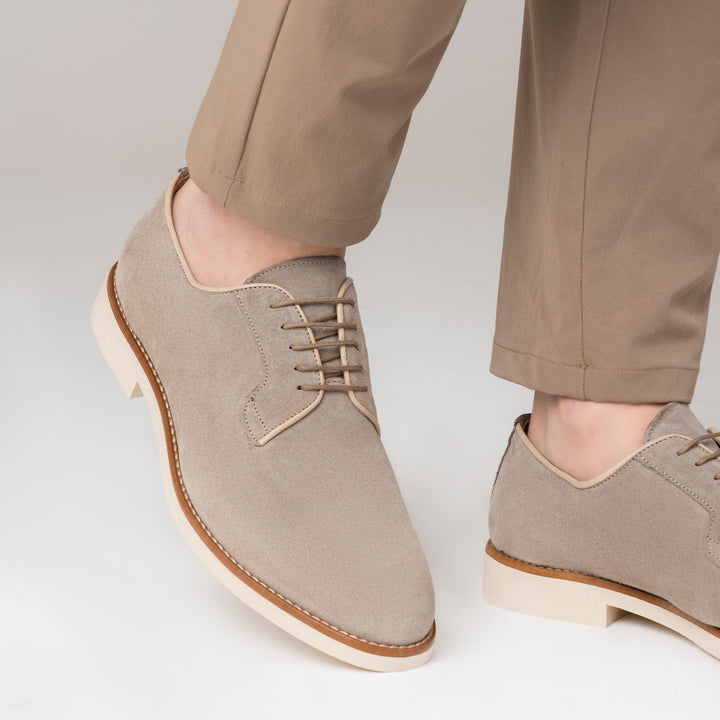 #colore_taupe