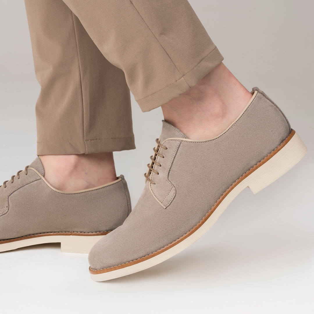 #colore_taupe